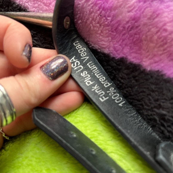 FUNK PLUS PENTACLE CHOKER - Picture 2 of 3